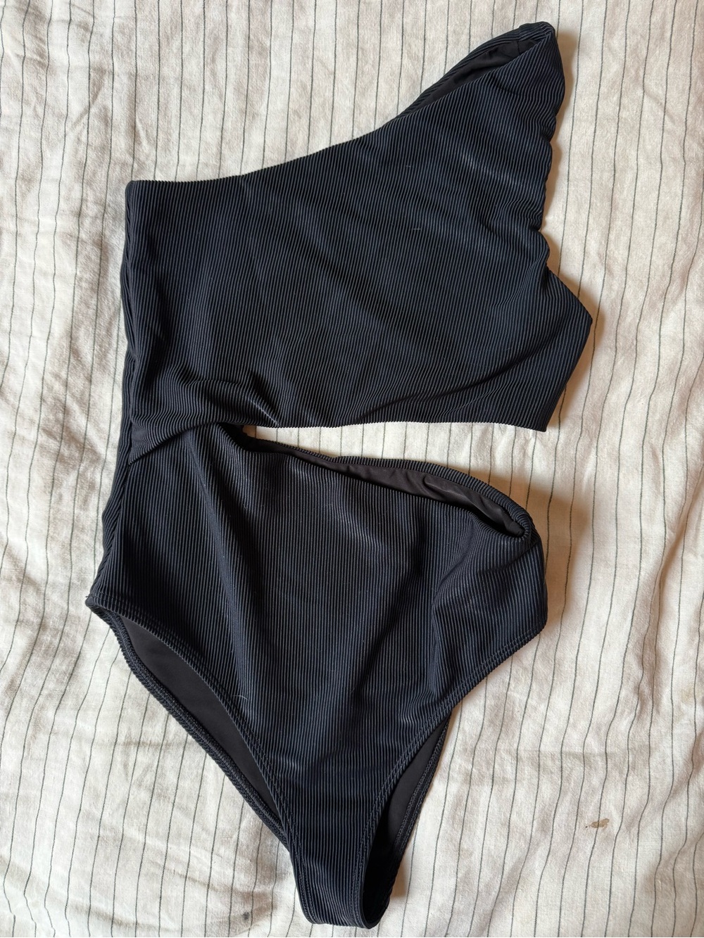 Beach Riot Celine Ribbed One-Piece swimsuit - Picture 3 of 5